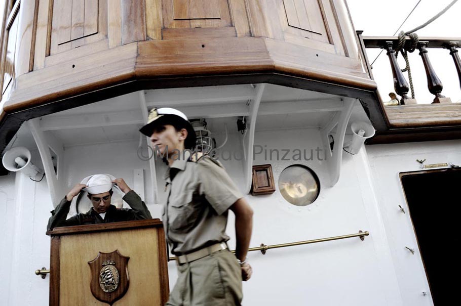 Cadetti Accademia Navale /Nave Scuola Amerigo Vewspucci.A day on board of Italian School-Ship.Life of Cadets.