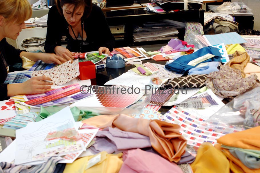 Ratti Industry of printing on cloth.
