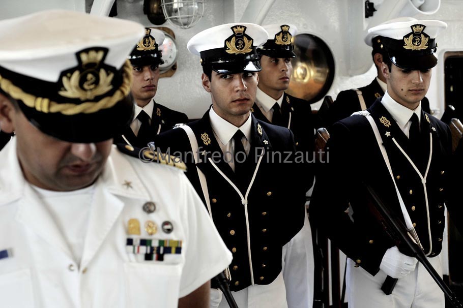 Cadetti Accademia Navale /Nave Scuola Amerigo Vewspucci.A day on board of Italian School-Ship.Life of Cadets.