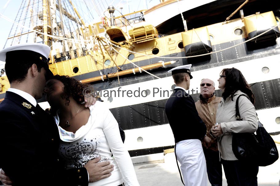 Cadetti Accademia Navale /Nave Scuola Amerigo Vewspucci.A day on board of Italian School-Ship.Life of Cadets.