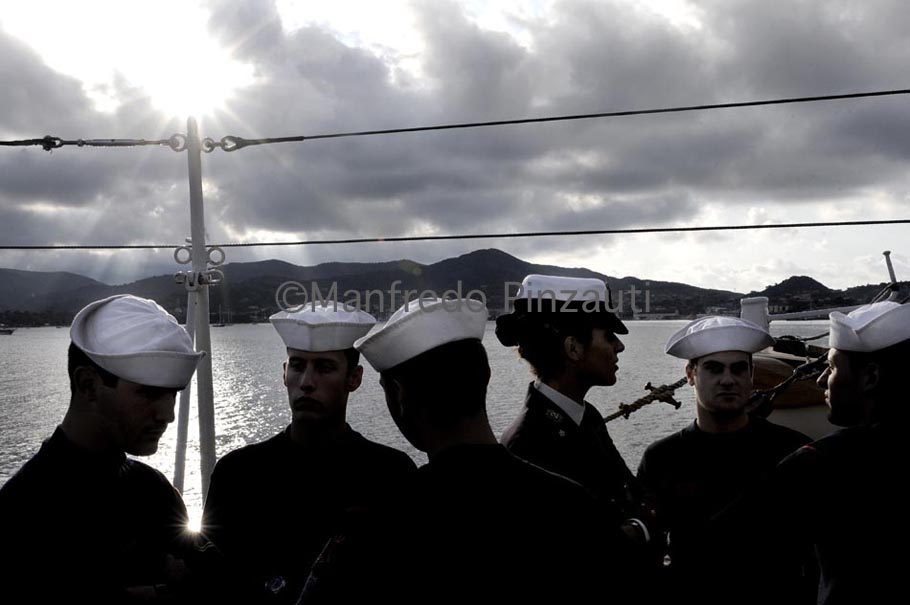 Cadetti Accademia Navale /Nave Scuola Amerigo Vewspucci.A day on board of Italian School-Ship.Life of Cadets.