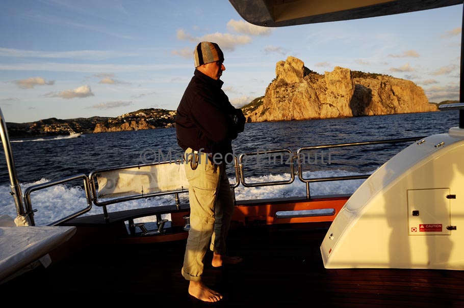 24 Magellano 74 Diary of board. Navigation near the Palma's Coast